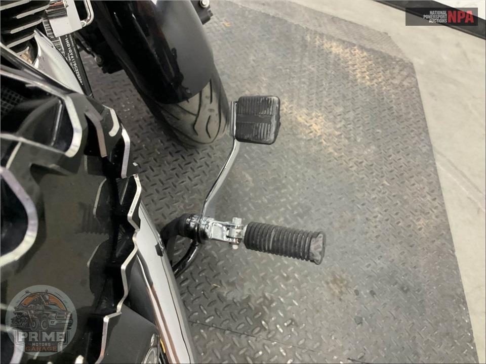 2011 Harley-Davidson FXDF DYNA FAT BOB — фото 34