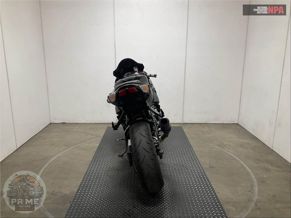 2011 Suzuki GSX-R750L1 — фото 4