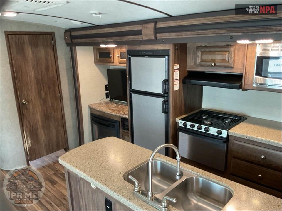 2016 Keystone Rv M-34 TSB - COUGAR X-LITE SERIES — фото 6