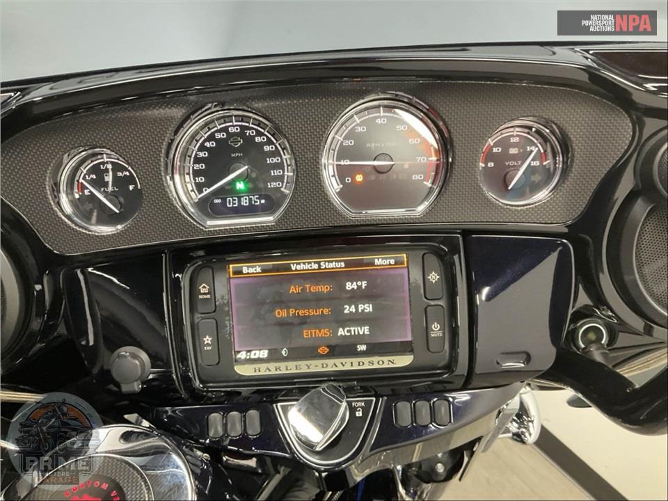 2016 Harley-Davidson FLHXSE CVO STREET GLIDE SPECIAL — фото 5