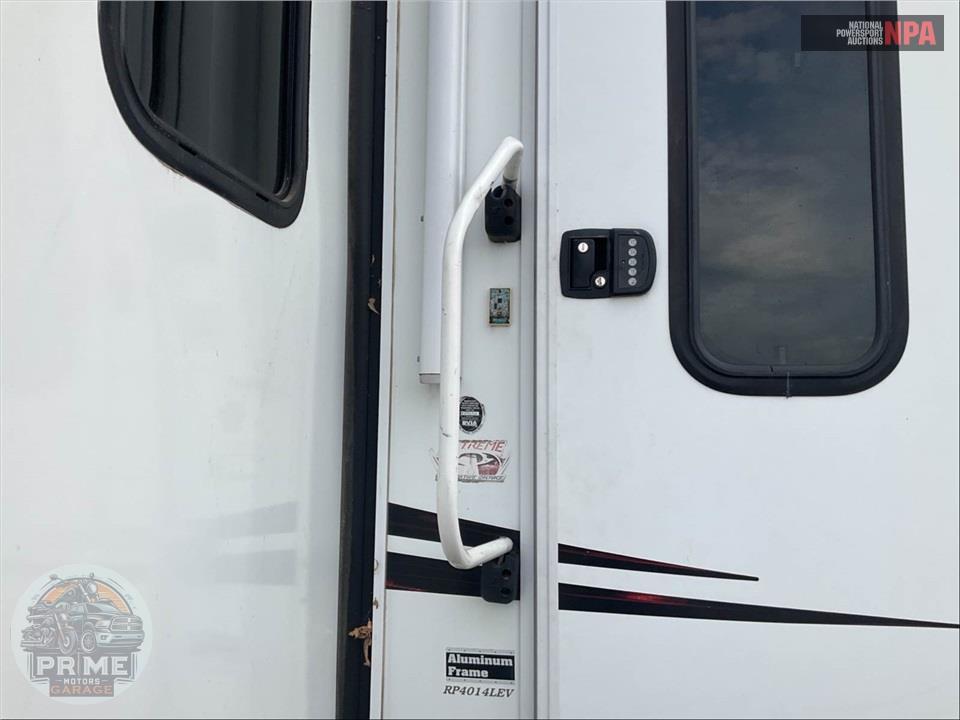 2011 Keystone Rv M-4014 LEV - RAPTOR TOY HAULER TOY HAULER SERIES — фото 27