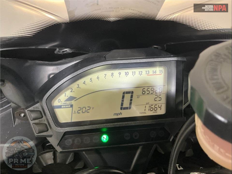 2016 Honda CBR1000RRG — фото 5