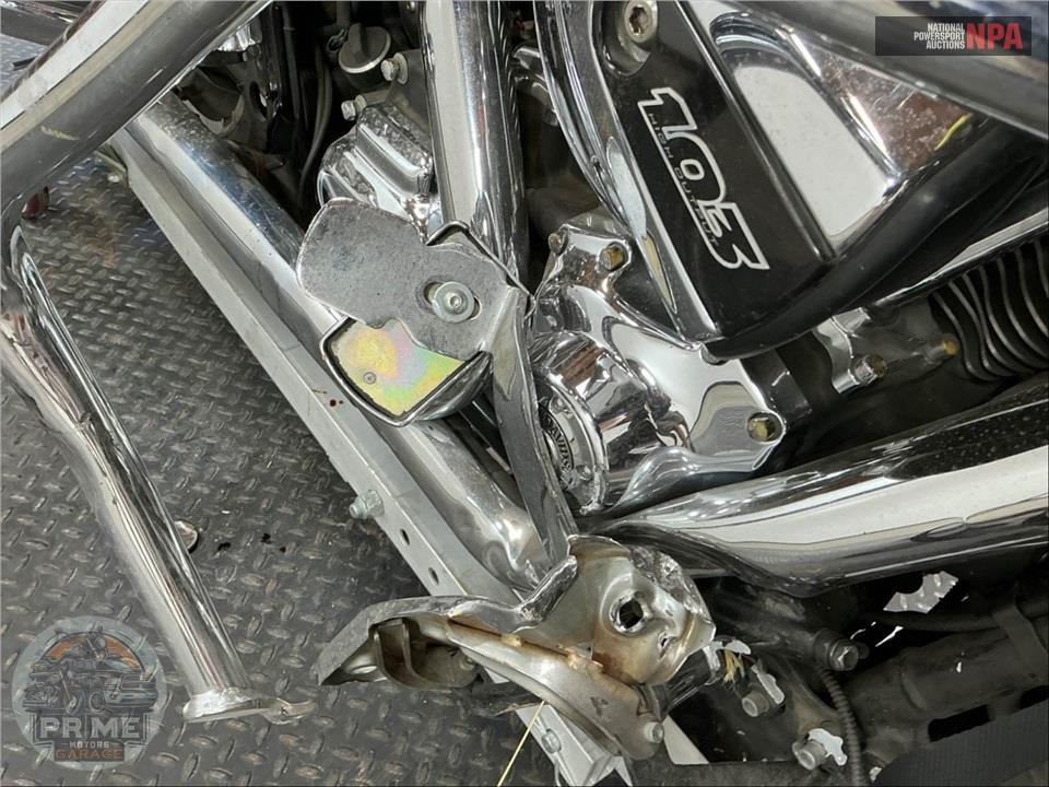 2015 Harley-Davidson FLTRX ROAD GLIDE — фото 33