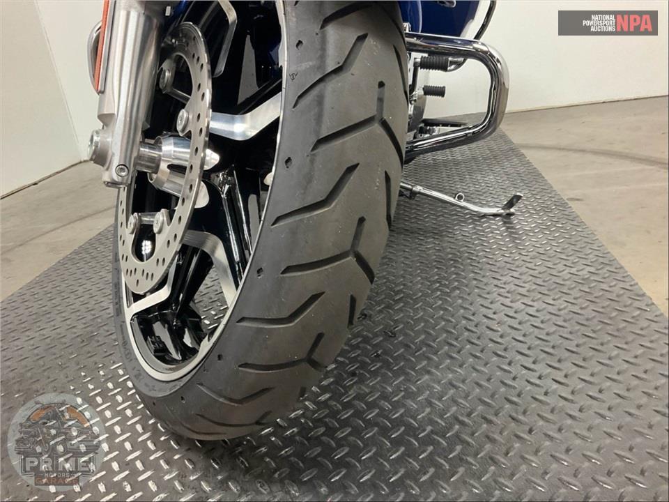 2025 Harley-Davidson FLHX STREET GLIDE — фото 18