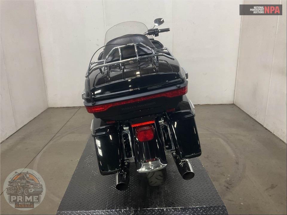 2018 Harley-Davidson FLTRU ROAD GLIDE ULTRA — фото 4