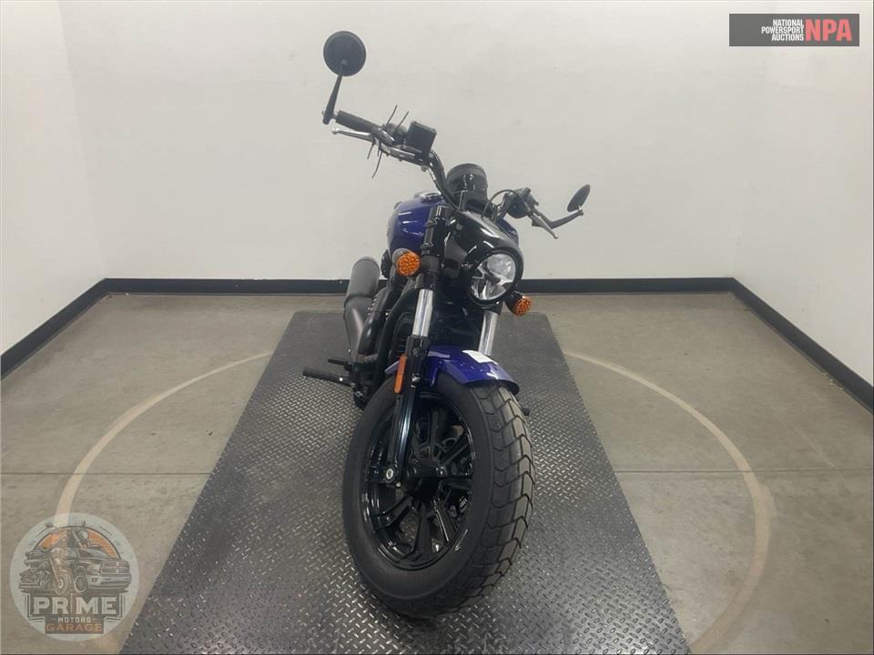 2025 Indian Motorcycle SCOUT BOBBER LIMITED WITH TECHNOLOGY PACKAGE (BLACK) — фото 2