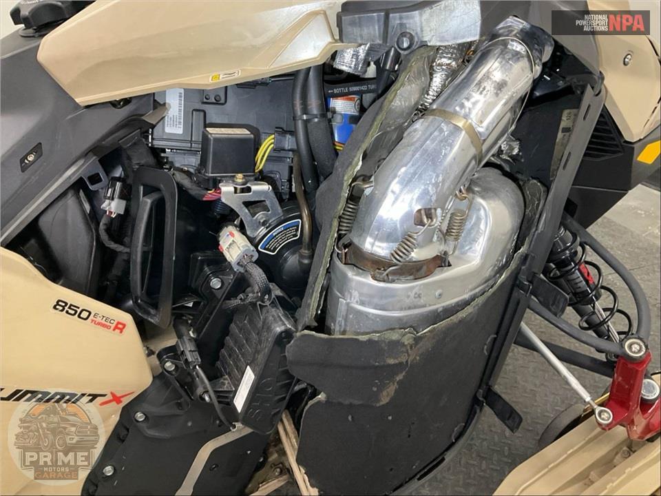 2024 Ski-Doo Summit X 154 850 E-TEC Turbo R PowderMax Light FlexEdge 2.5" SHOT — фото 5