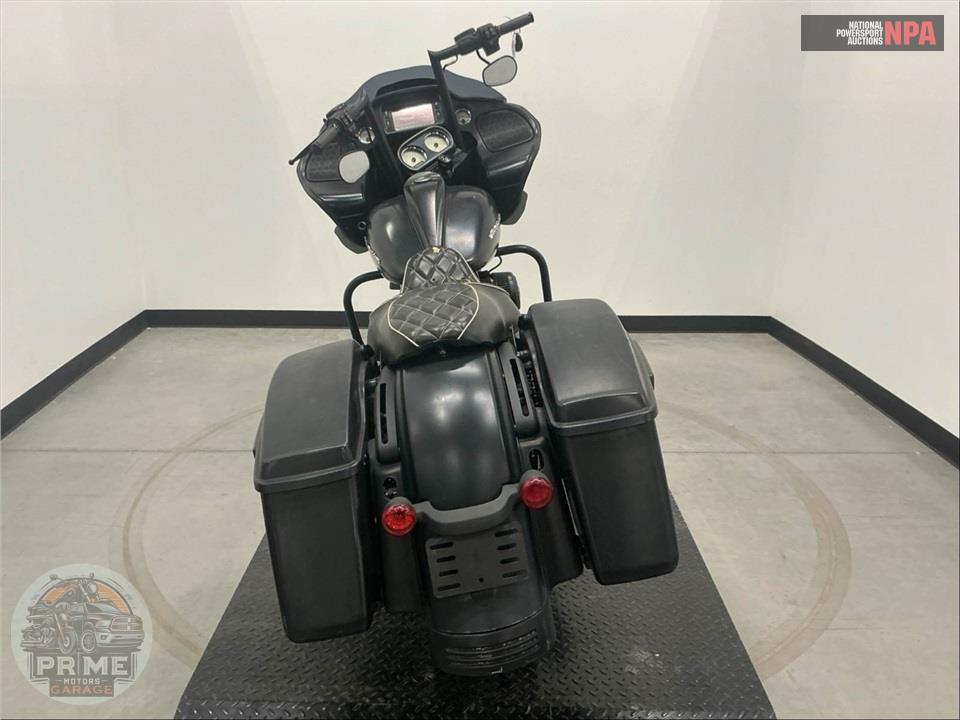 2015 Harley-Davidson FLTRX ROAD GLIDE — фото 4