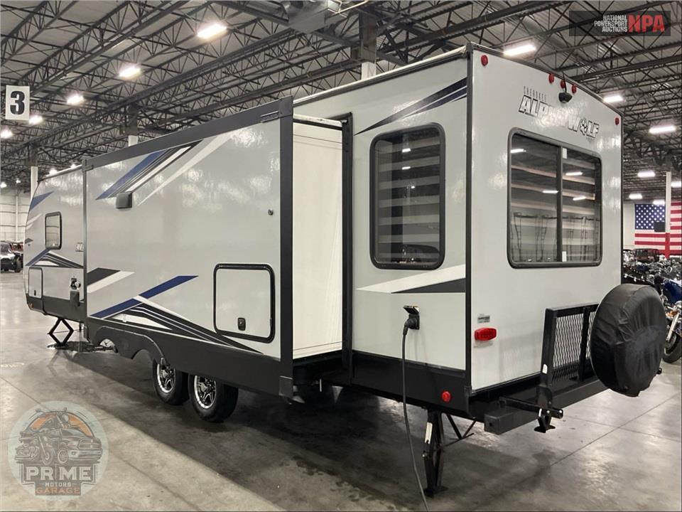 2021 Cherokee By Forest River M-26RL-L ALPHA WOLF SERIES — фото 3