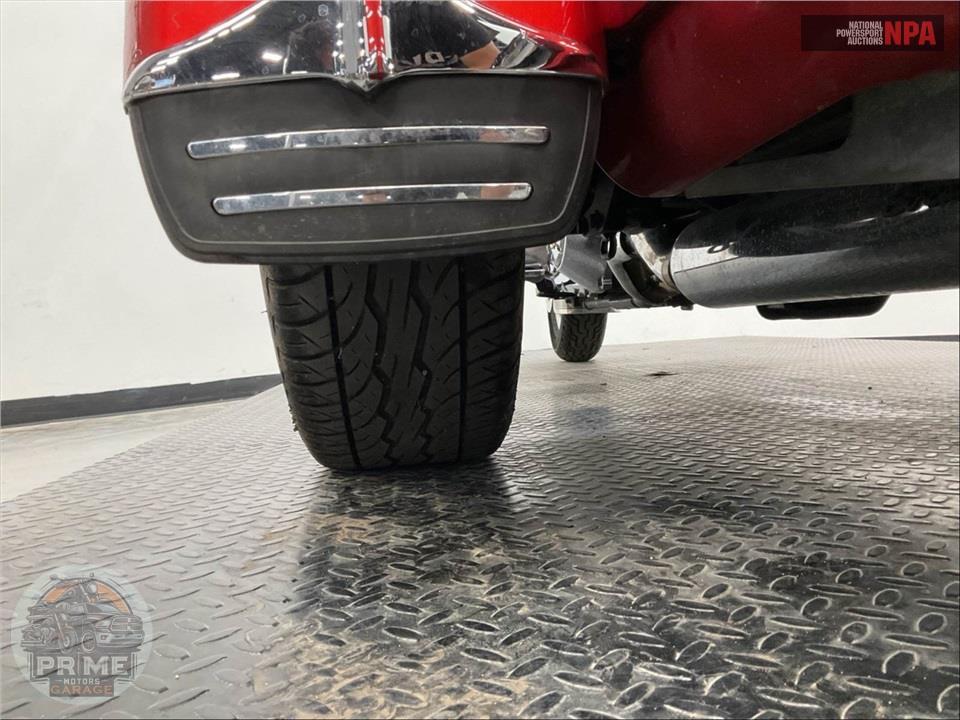 2013 Harley-Davidson FLHTCUTG TRIGLIDE UL CLSC — фото 26