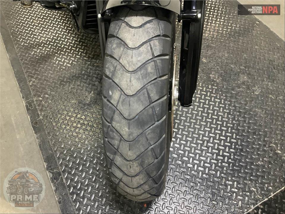 2019 Indian Motorcycle SCOUT BOBBER — фото 23