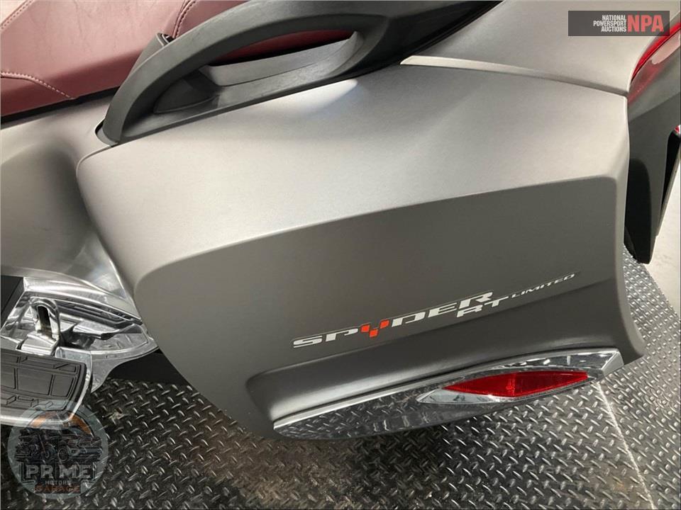 2014 Can-Am SPYDER RT SE6 LIMITED — фото 15