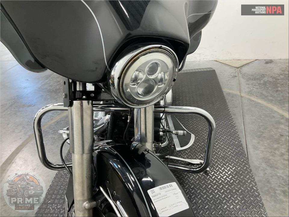 2011 Harley-Davidson FLHTK ELECTRA GLIDE UL LI — фото 37
