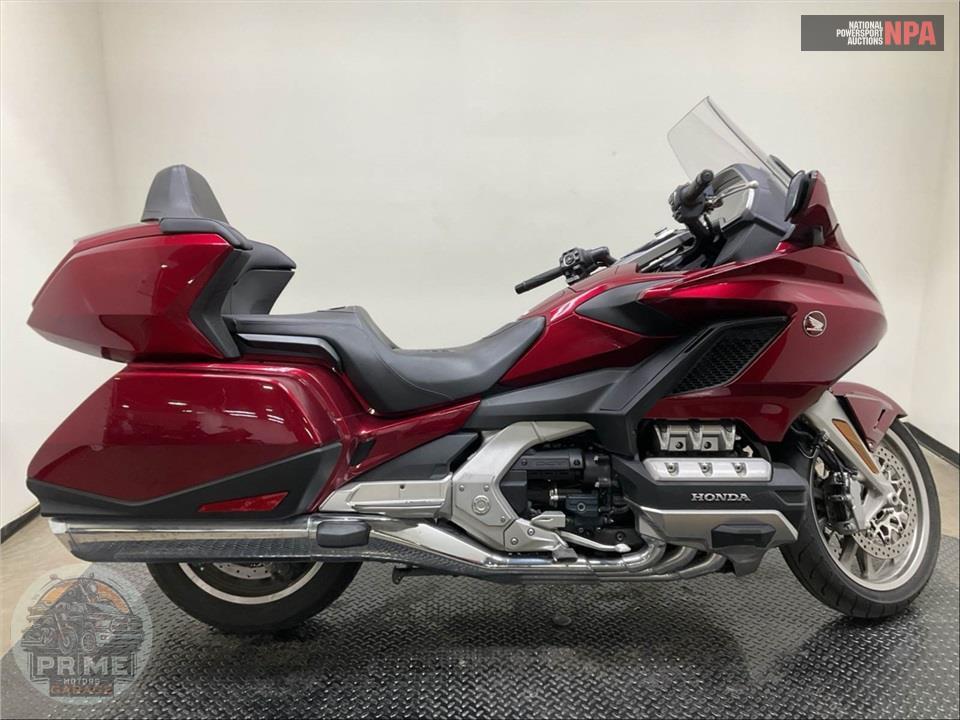 2018 Honda GL1800D GOLDWING TOUR DCT (RED) — фото 1