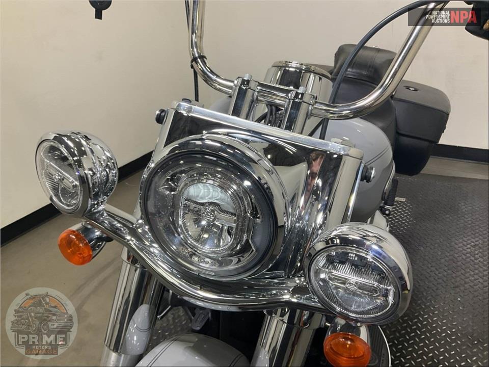 2024 Harley-Davidson FLHCS HERITAGE CLASSIC 114 — фото 13