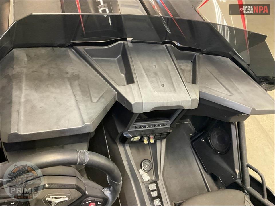 2022 Polaris SLINGSHOT SLR AUTODRIVE — фото 39
