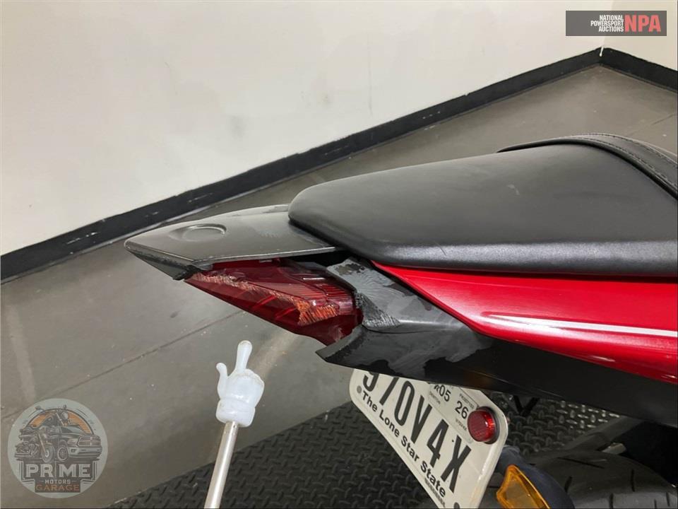 2015 Yamaha YZF-R3 — фото 33