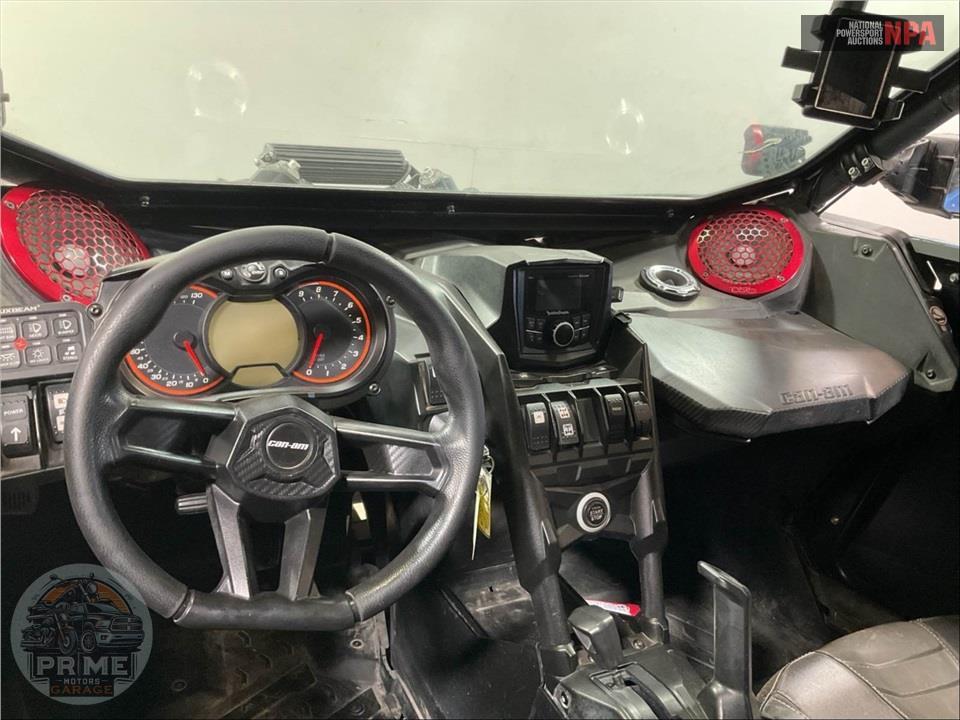 2018 Can-Am MAVERICK X3 MAX X RS TURBO R — фото 8