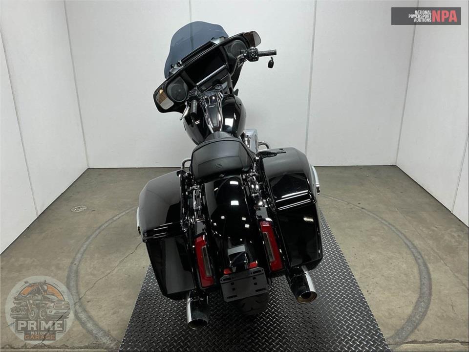 2025 Harley-Davidson FLHX STREET GLIDE — фото 4