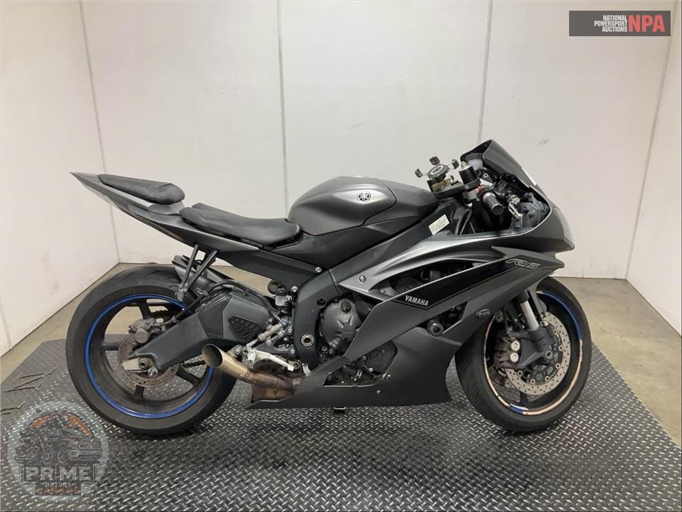 2016 Yamaha YZF-R6 (MATTE GRAY) — фото 1
