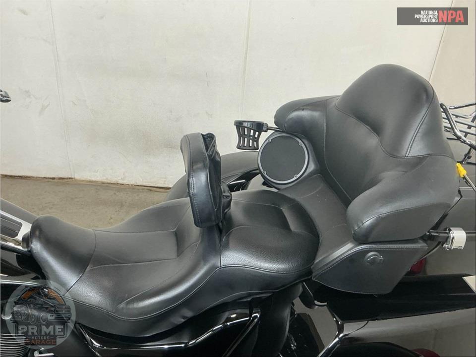 2017 Harley-Davidson FLHTCUTG TRIGLIDE ULTRA CLASSIC — фото 53