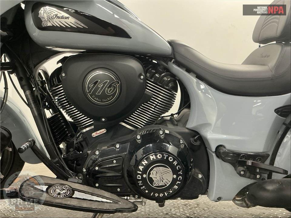 2025 Indian Motorcycle CHIEFTAIN DARK HORSE WITH POWERBAND AUDIO PACKAGE (BLACK) — фото 7
