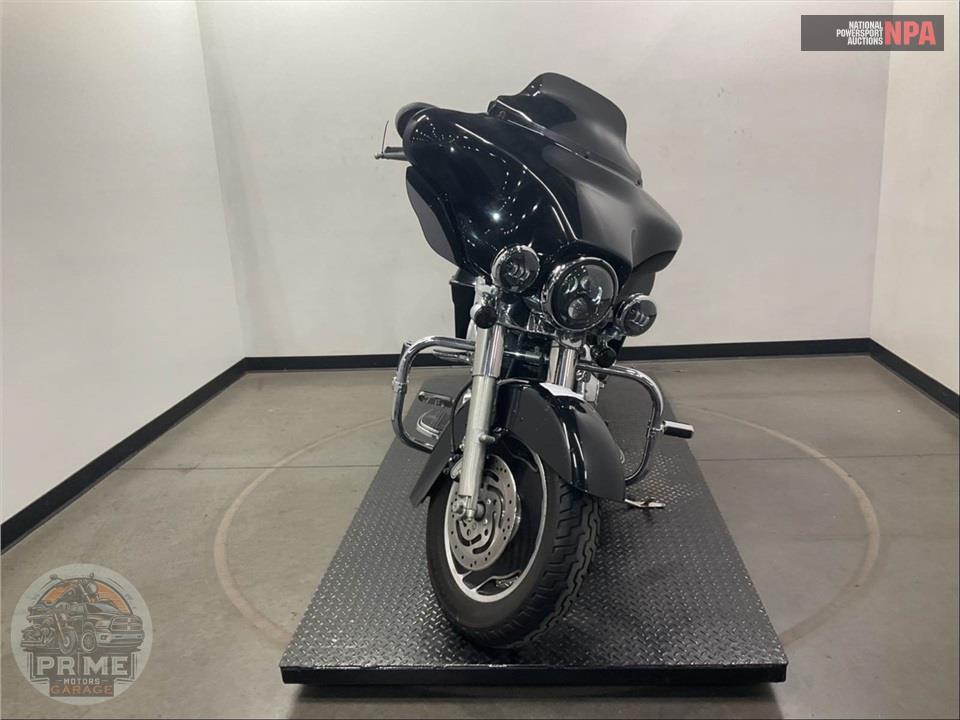 2006 Harley-Davidson FLHXI STREET GLIDE — фото 2