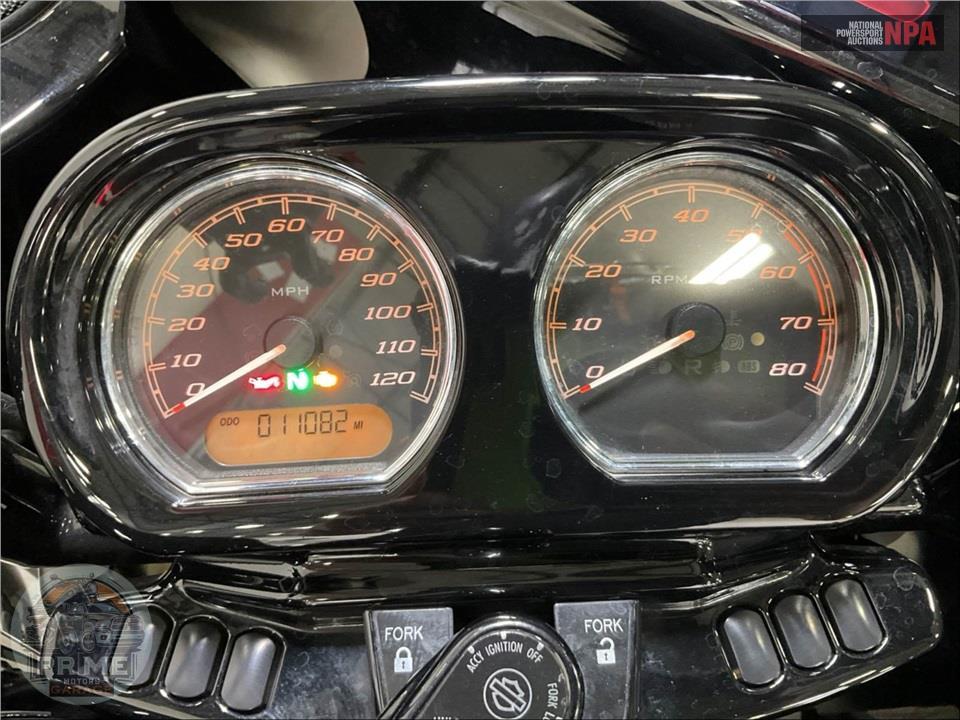 2020 Harley-Davidson FLTRXS ROAD GLIDE SPECIAL — фото 10