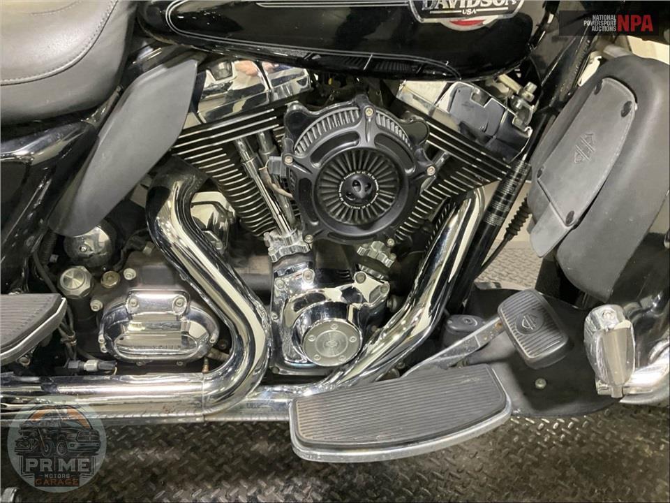 2011 Harley-Davidson FLHTCUTG TRIGLIDE UL CLSC — фото 6