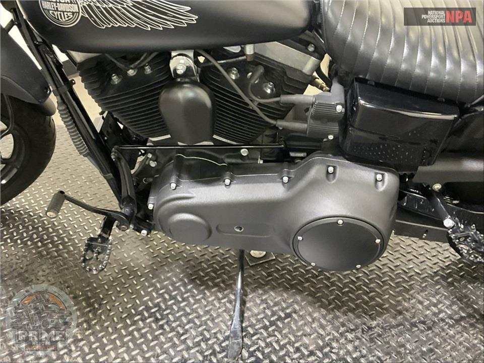 2017 Harley-Davidson FXDB STREET BOB — фото 7