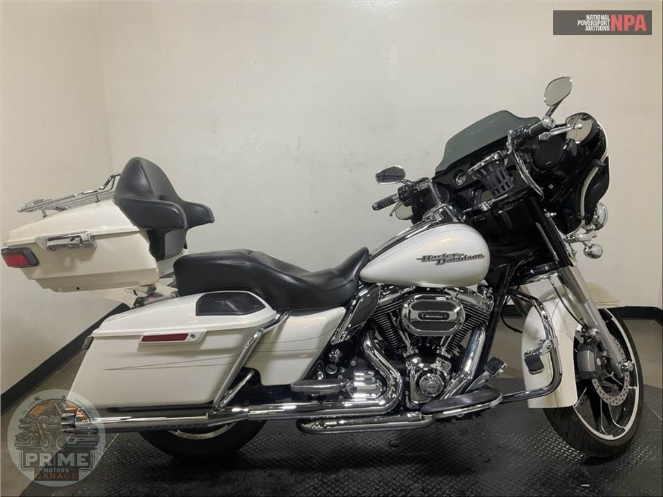 2015 Harley-Davidson FLHXS STREET GLIDE SPECIAL — фото 1