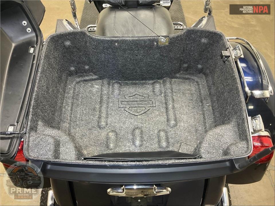 2012 Harley-Davidson FLHTCUTG TRIGLIDE UL CLSC — фото 28
