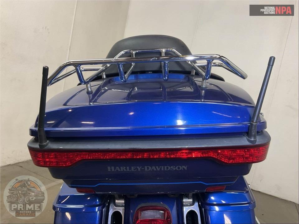 2015 Harley-Davidson FLHTK ELECTRA GLIDE ULTRA LIMITED — фото 27