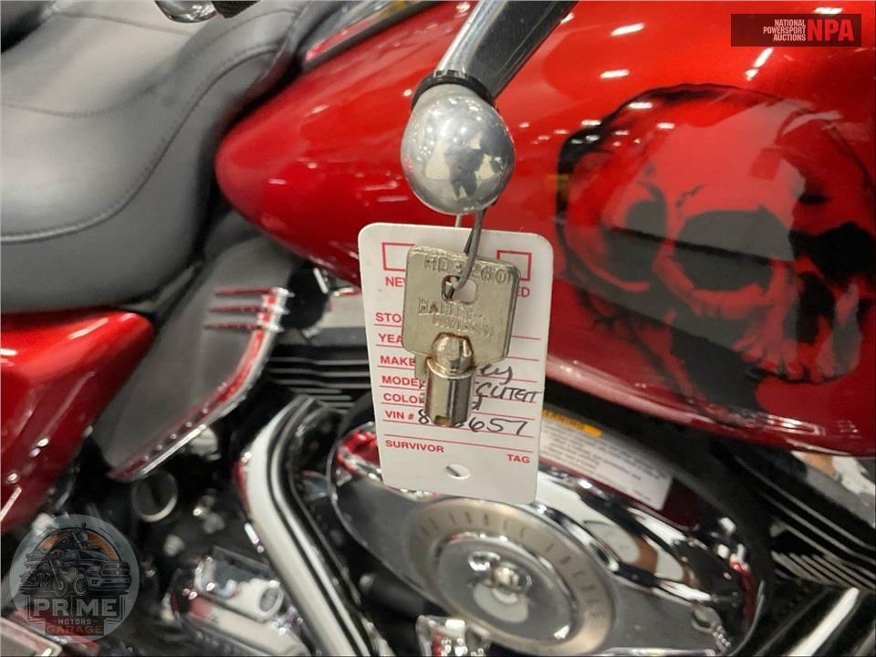 2013 Harley-Davidson FLHTCUTG TRIGLIDE UL CLSC — фото 11