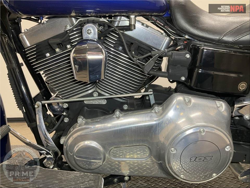 2015 Harley-Davidson FLD-103 DYNA SWITCHBACK — фото 7