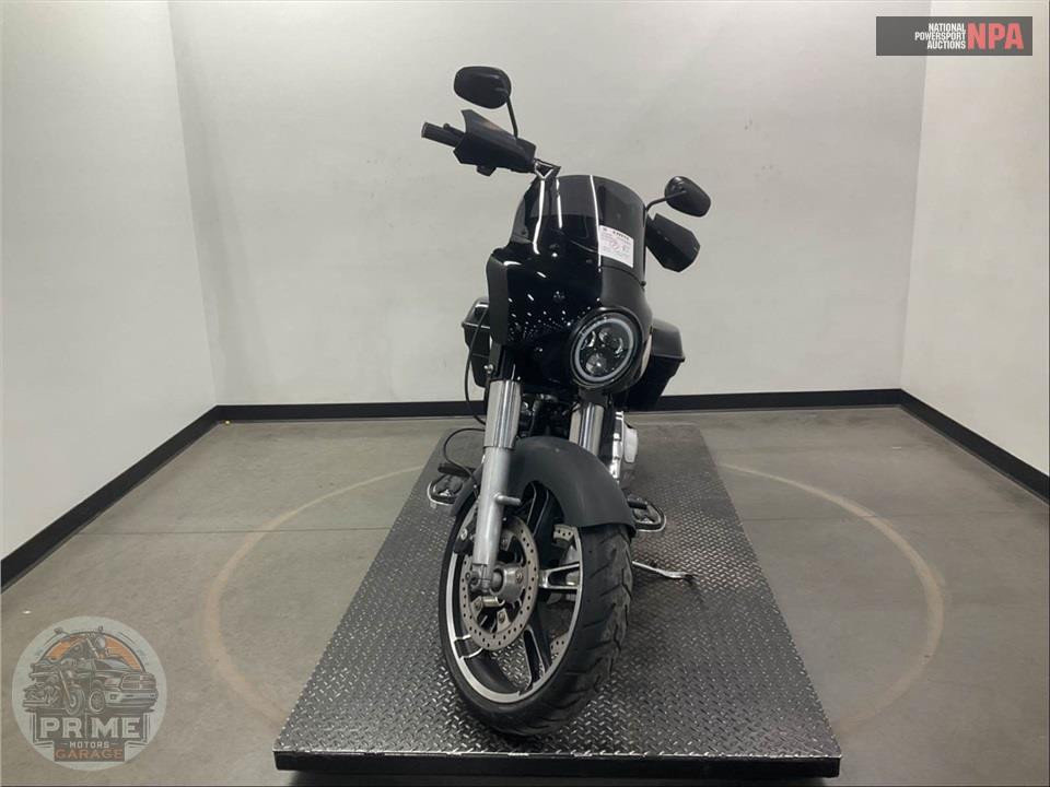 2011 Harley-Davidson FLHP POLICE ROAD KING — фото 2