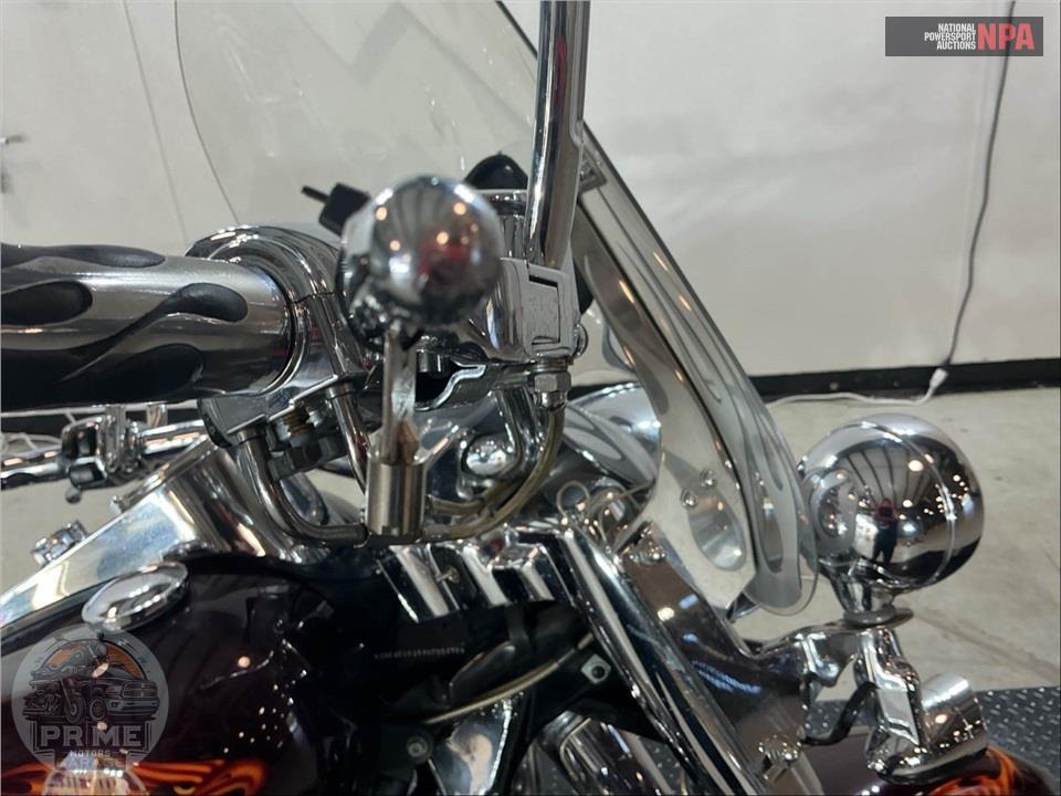 2004 Harley-Davidson FLHRI ROAD KING — фото 11