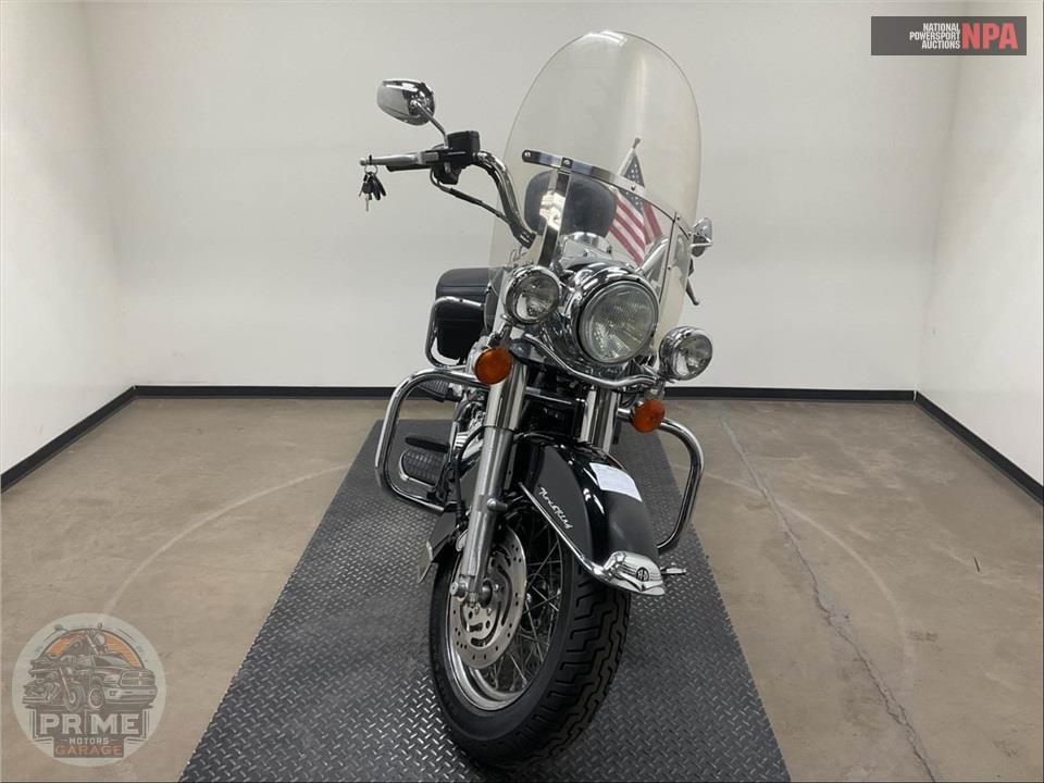 2004 Harley-Davidson FLHRCI ROAD KING CLASSIC — фото 2