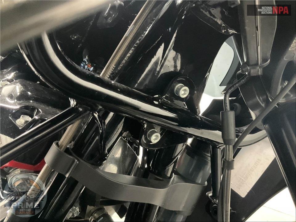 2024 Harley-Davidson FLTRXSTSE CVO ROAD GLIDE ST — фото 10