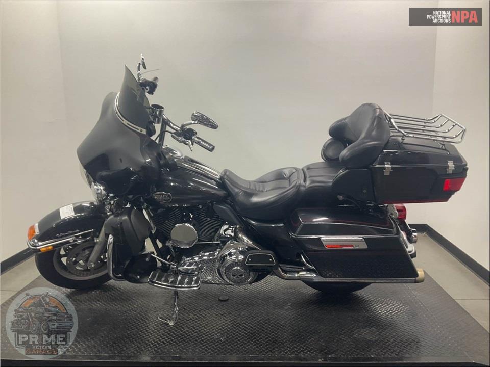 2008 Harley-Davidson FLHTCU ULTRA CLASSIC ELECTRA GLIDE — фото 3