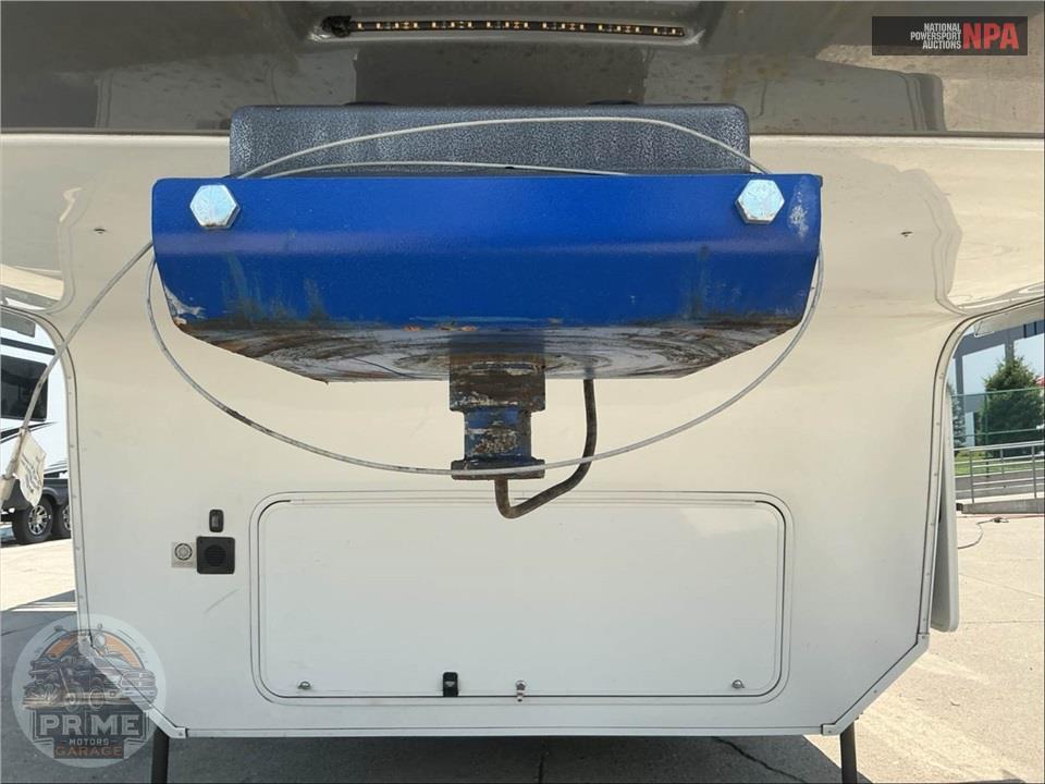2022 Grand Design Recreational Vehicles M-380FL - SOLITUDE FIFTH WHEEL SERIES — фото 42