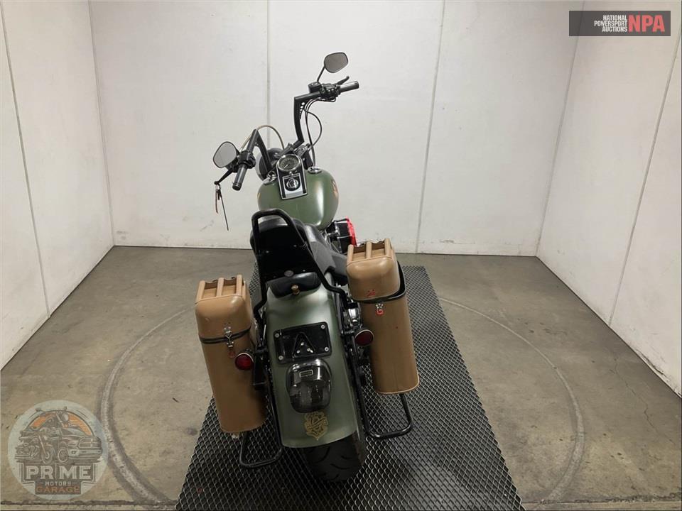 2013 Harley-Davidson FLSTFB FAT BOY LO — фото 4