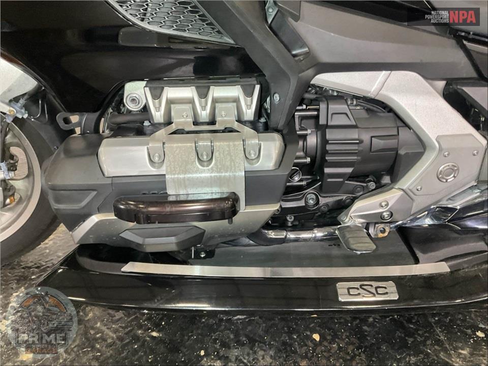 2019 Honda GL1800D GOLDWING TOUR DCT (BLACK) — фото 8