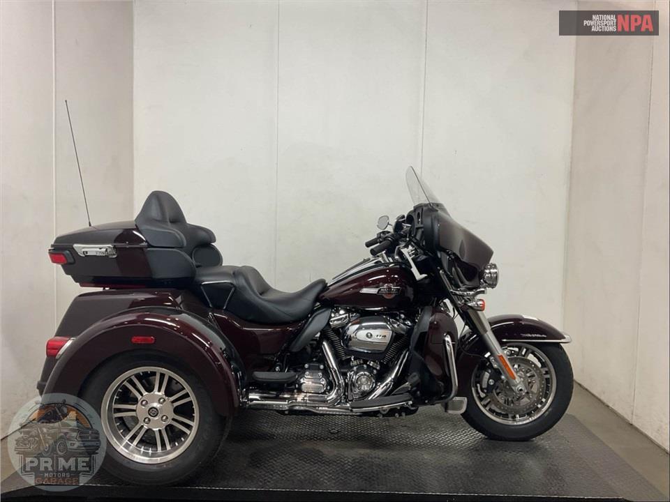 2022 Harley-Davidson FLHTCUTG TRI GLIDE ULTRA CLASSIC — фото 1
