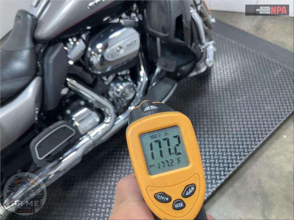 2017 Harley-Davidson FLHTK ULTRA LIMITED — фото 8