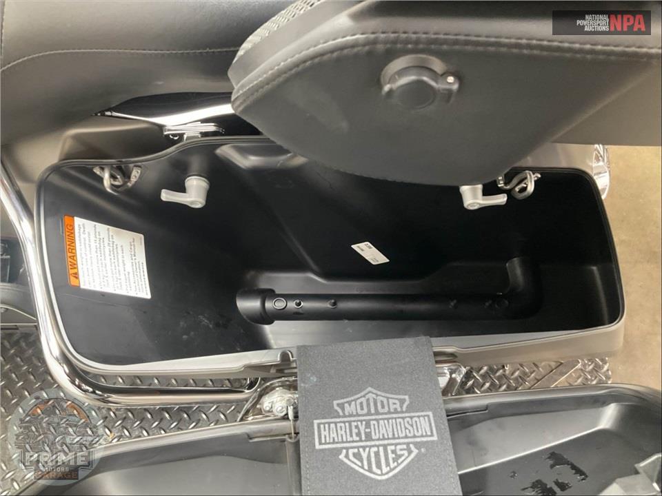 2018 Harley-Davidson FLHTK ULTRA LIMITED — фото 18