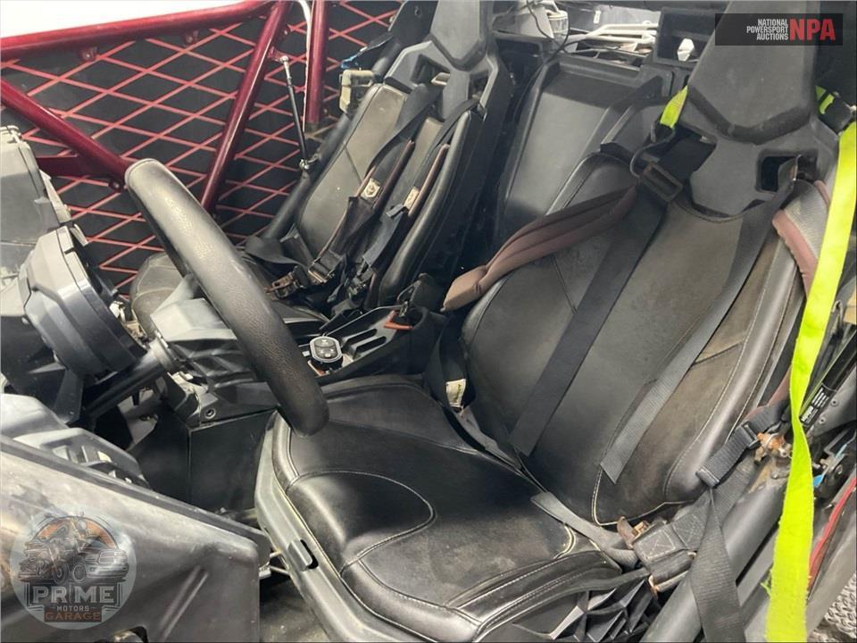 2021 Can-Am MAVERICK X3 RS TURBO R (DESERT TAN & CARBON BLACK) — фото 39