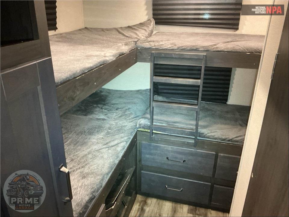 2022 Grand Design Recreational Vehicles M-321BH - TRANSCEND XPLOR SERIES — фото 14