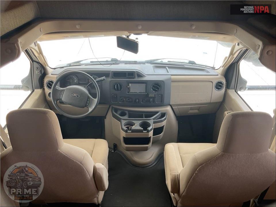 2017 Sunseeker By Forest River M-2290S FORD E450 6.8 LITER — фото 14