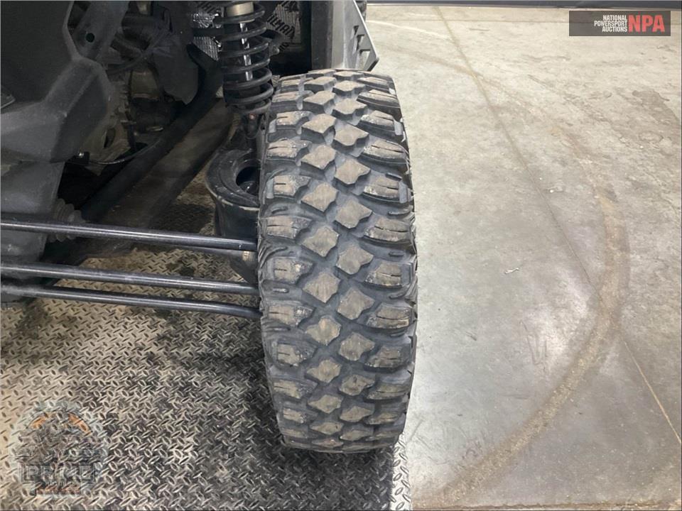 2017 Can-Am MAVERICK X3 X DS 1000R TURBO R — фото 26